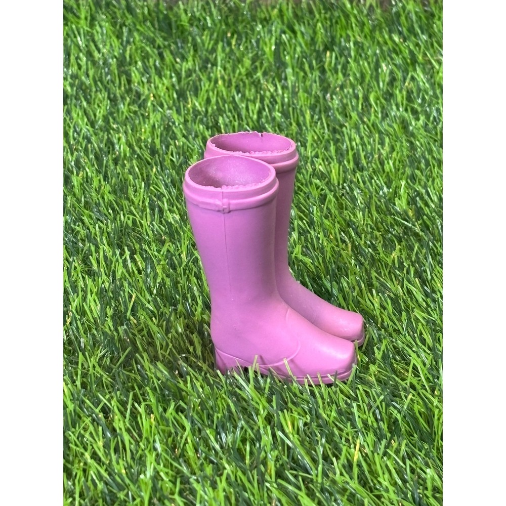 Vintage 1971 Ideal Doll Purple Rain Boots‎ Mod Fashion Doll Shoes 7M-5335-01